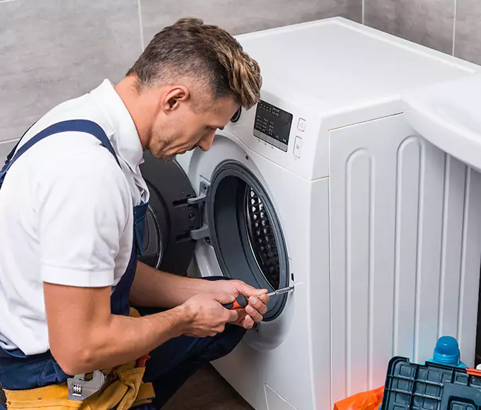 Why Woburn Laundry Operators Pick Appliance Repair Woburn for Every Dryer Failure?